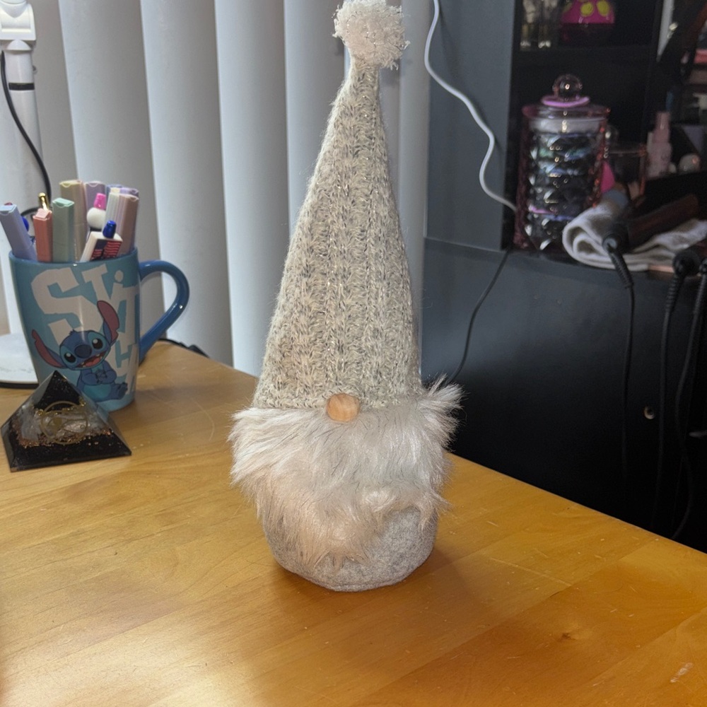 Cozy Knit Gnome Decor Set - Pink and Gray - Picture 5 of 8